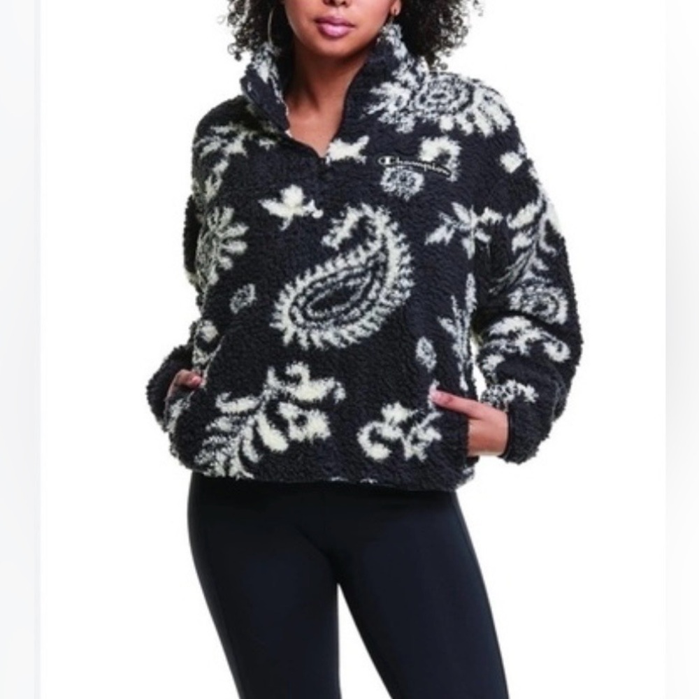 Champion Women's Black and White Cowl Neck Sweater